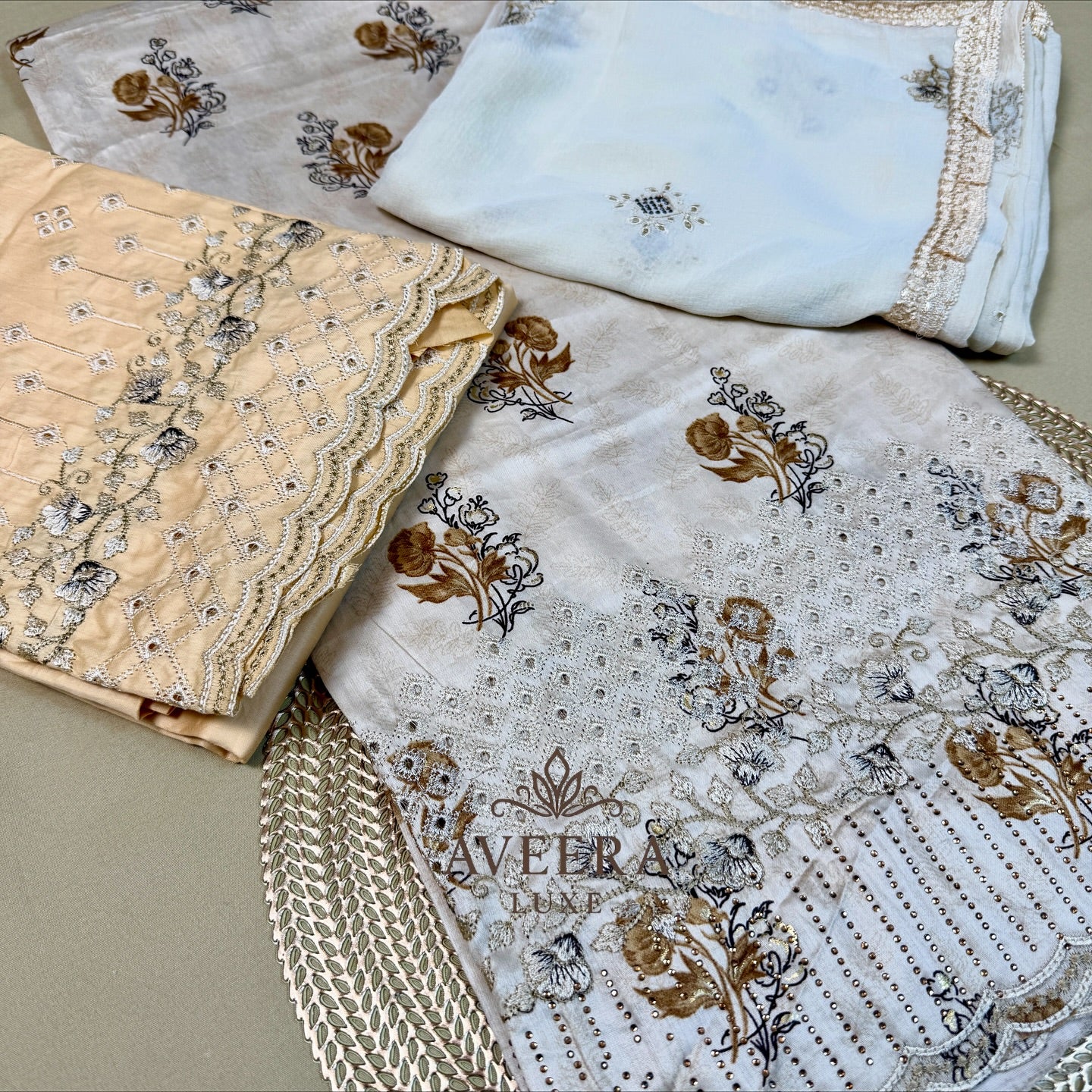 Printed Rayon Cotton Border Cutwork & Embroidery Unstitched 3-Piece Suit