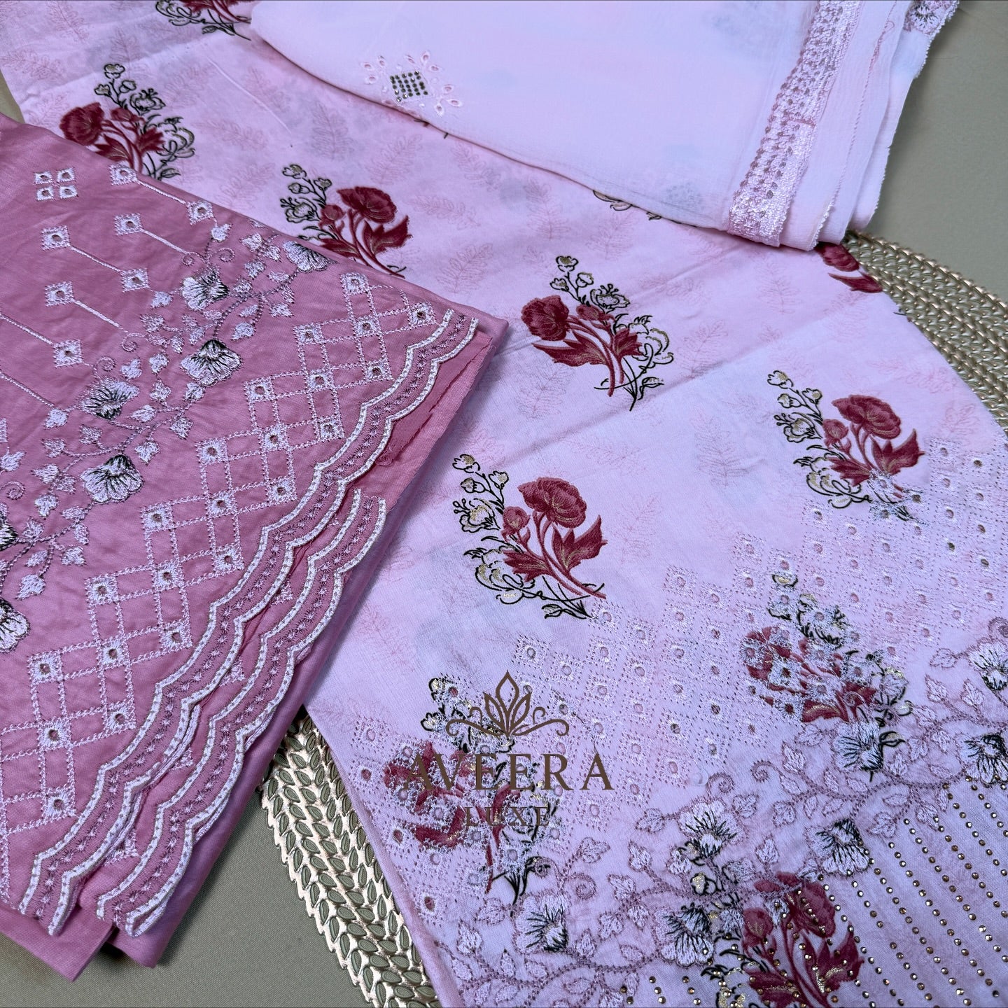 Printed Rayon Cotton Border Cutwork & Embroidery Unstitched 3-Piece Suit