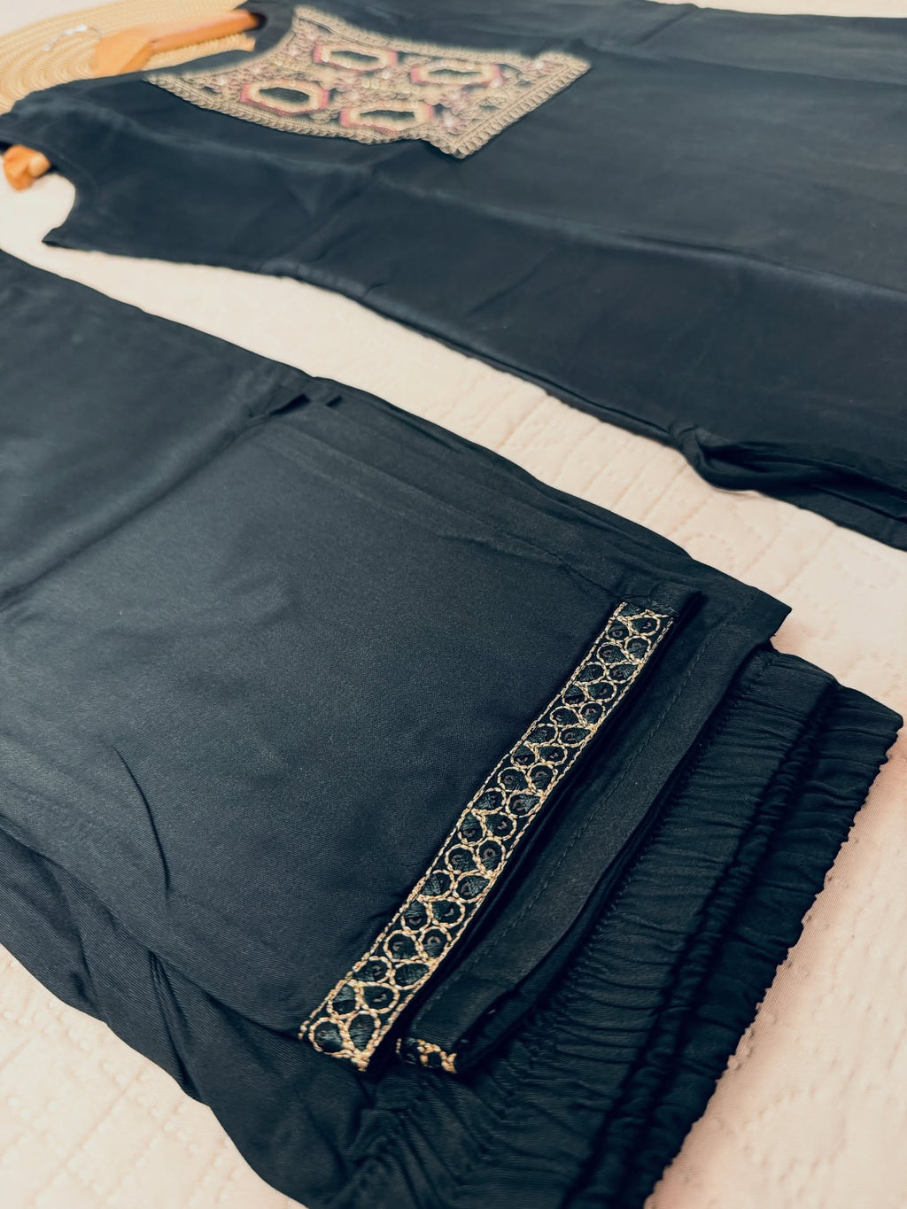 Handwork Gazi Silk 2-Piece Shalwar Suit