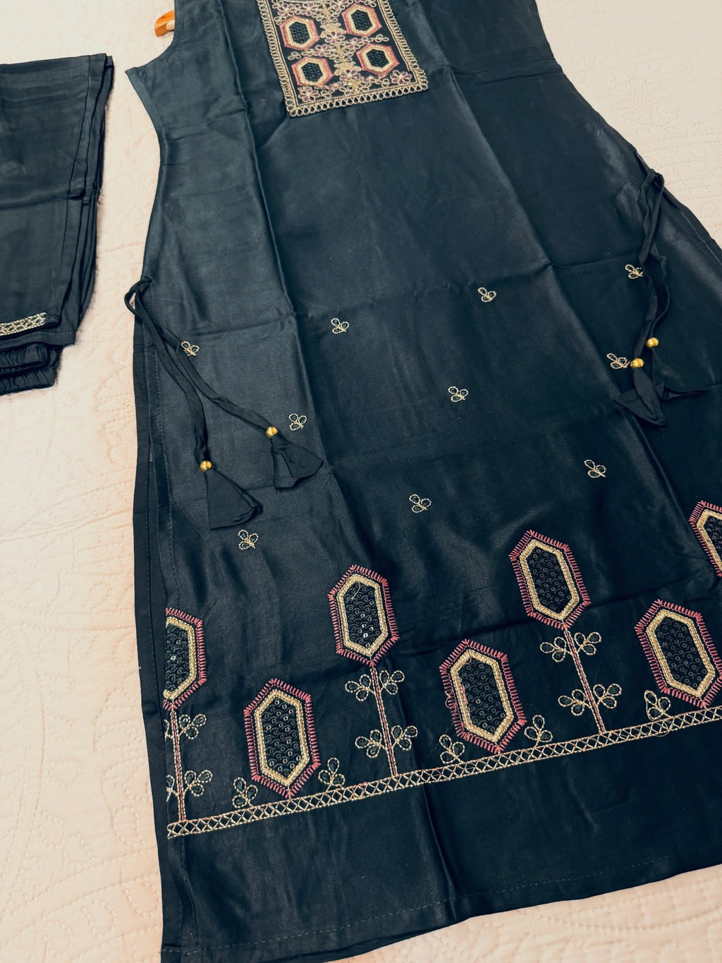 Handwork Gazi Silk 2-Piece Shalwar Suit