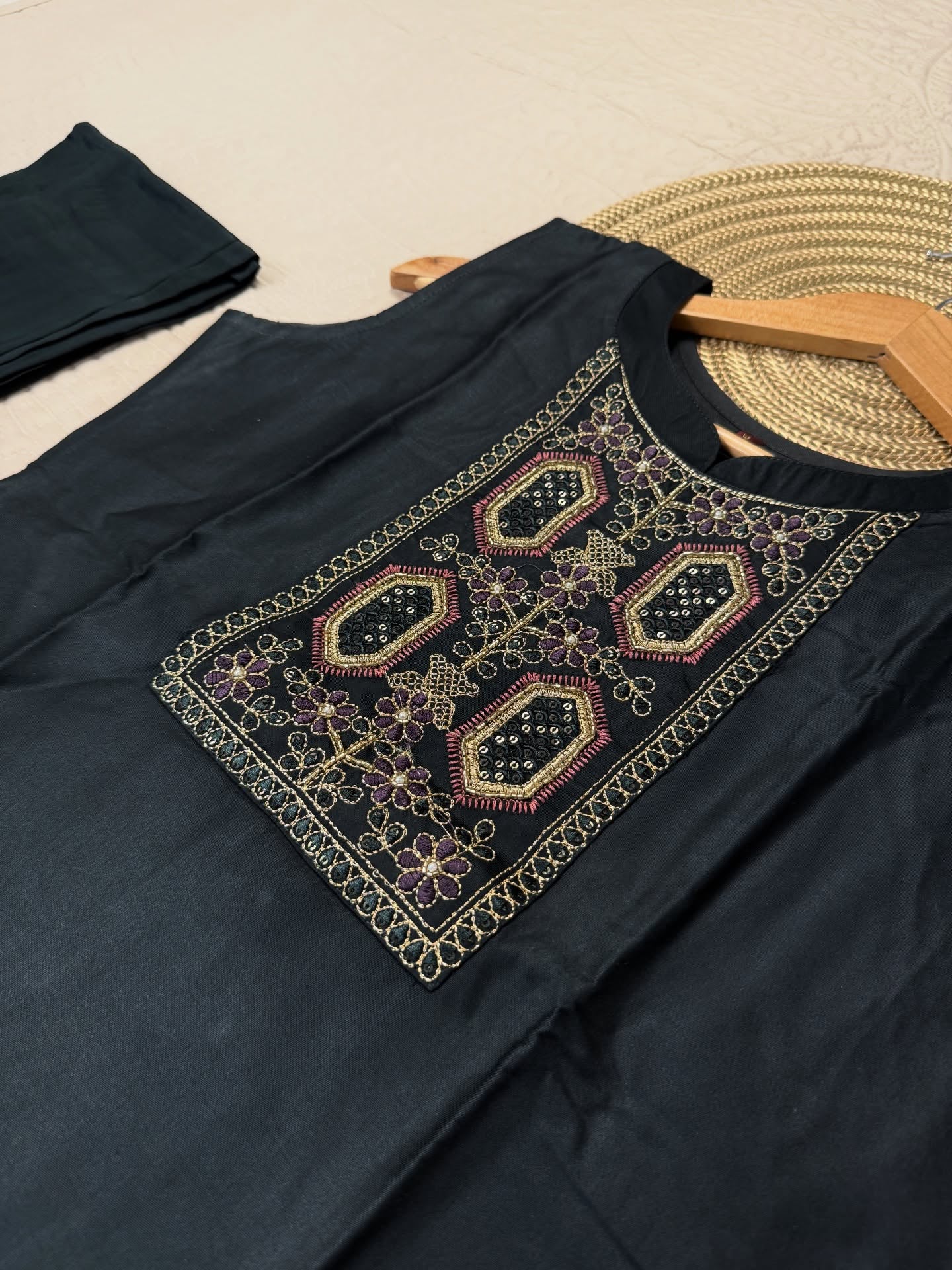 Handwork Gazi Silk 2-Piece Shalwar Suit