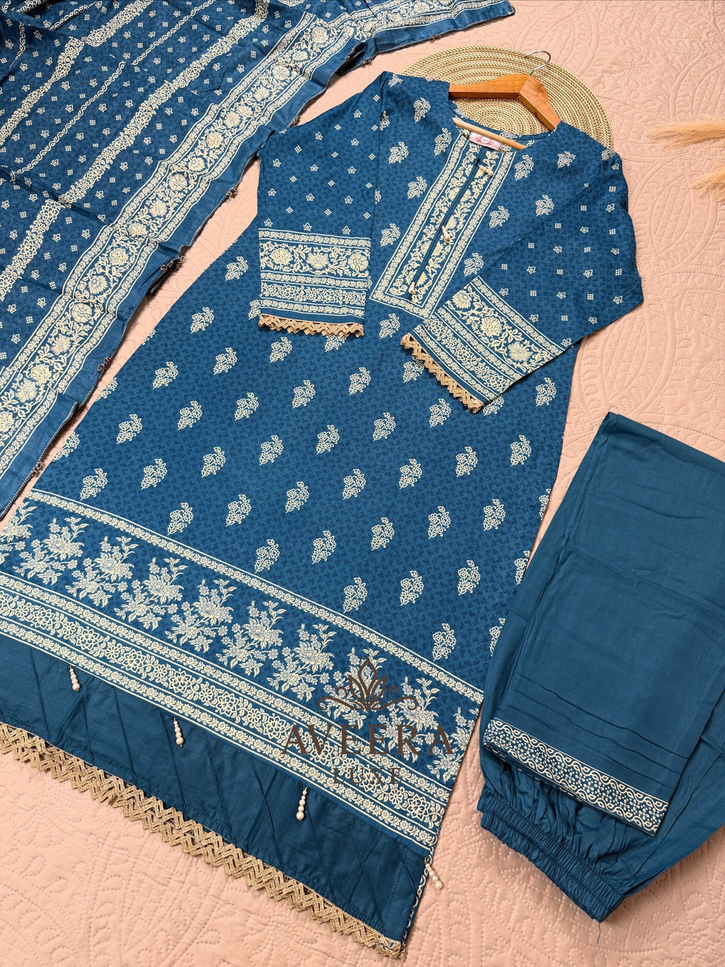 Pakistani Printed Premium Lawn 3-Piece Suit – Blue