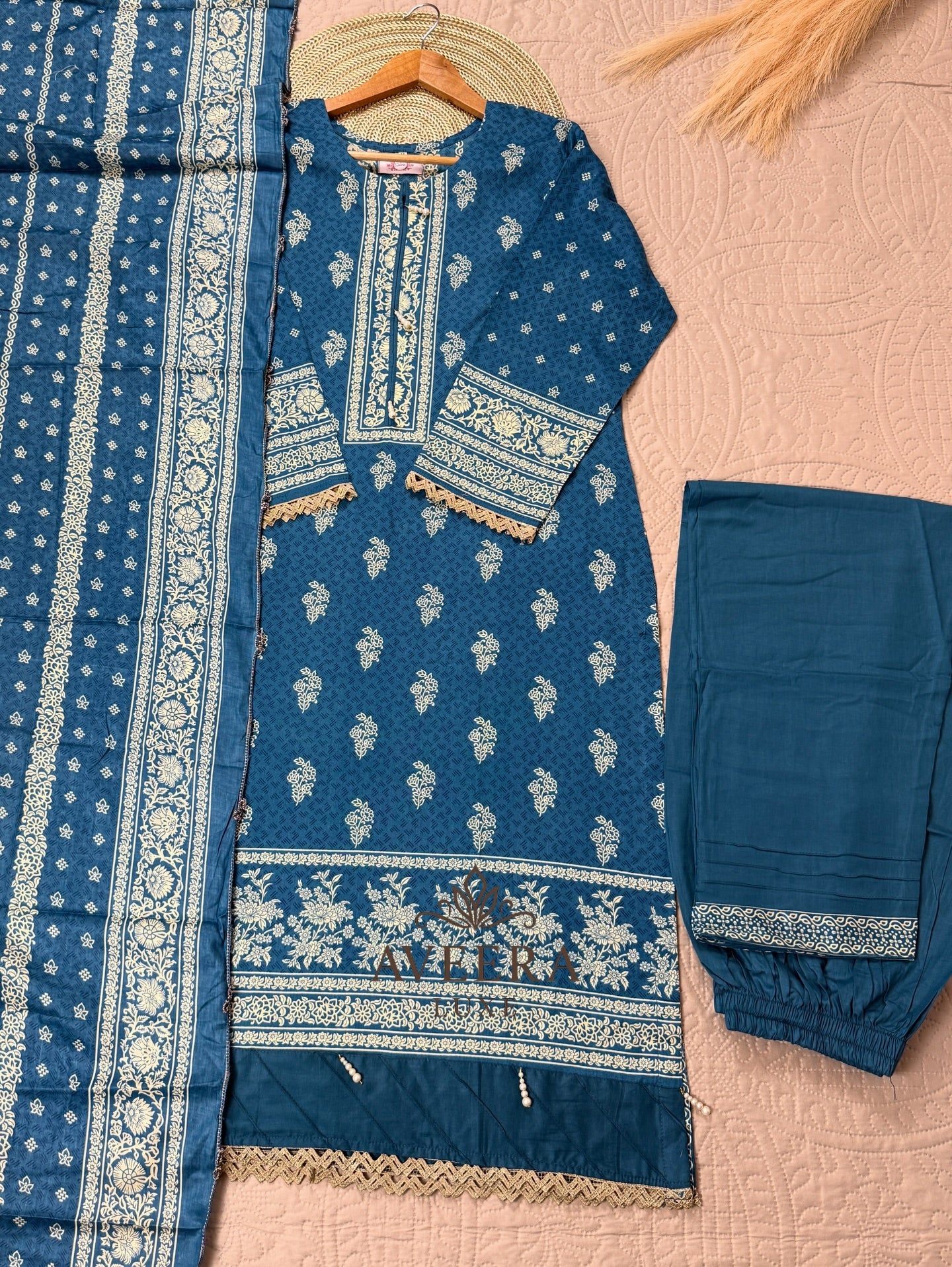 Pakistani Printed Premium Lawn 3-Piece Suit – Blue