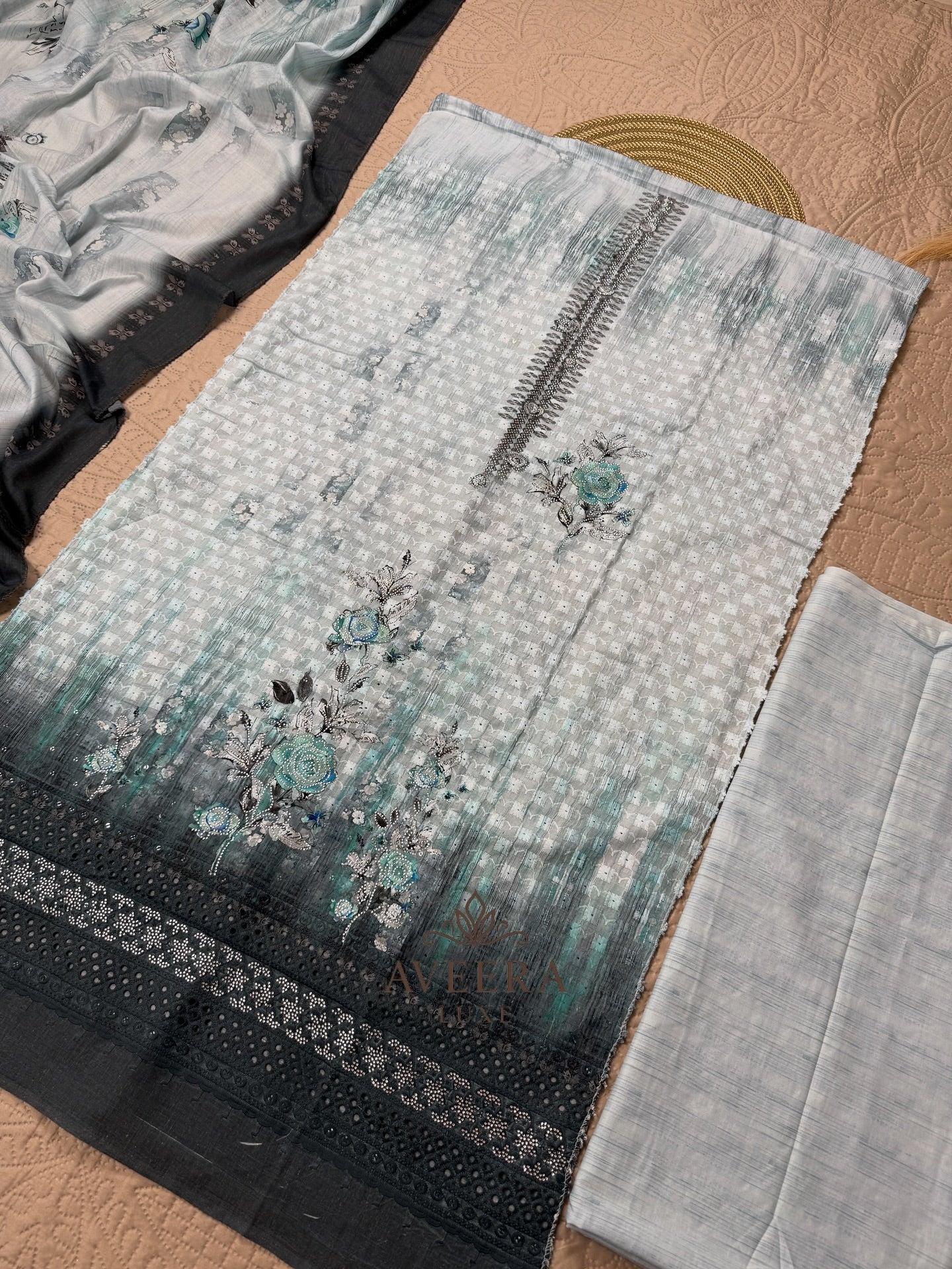 Printed Dupatta Cotton 3-Piece Shalwar Suit