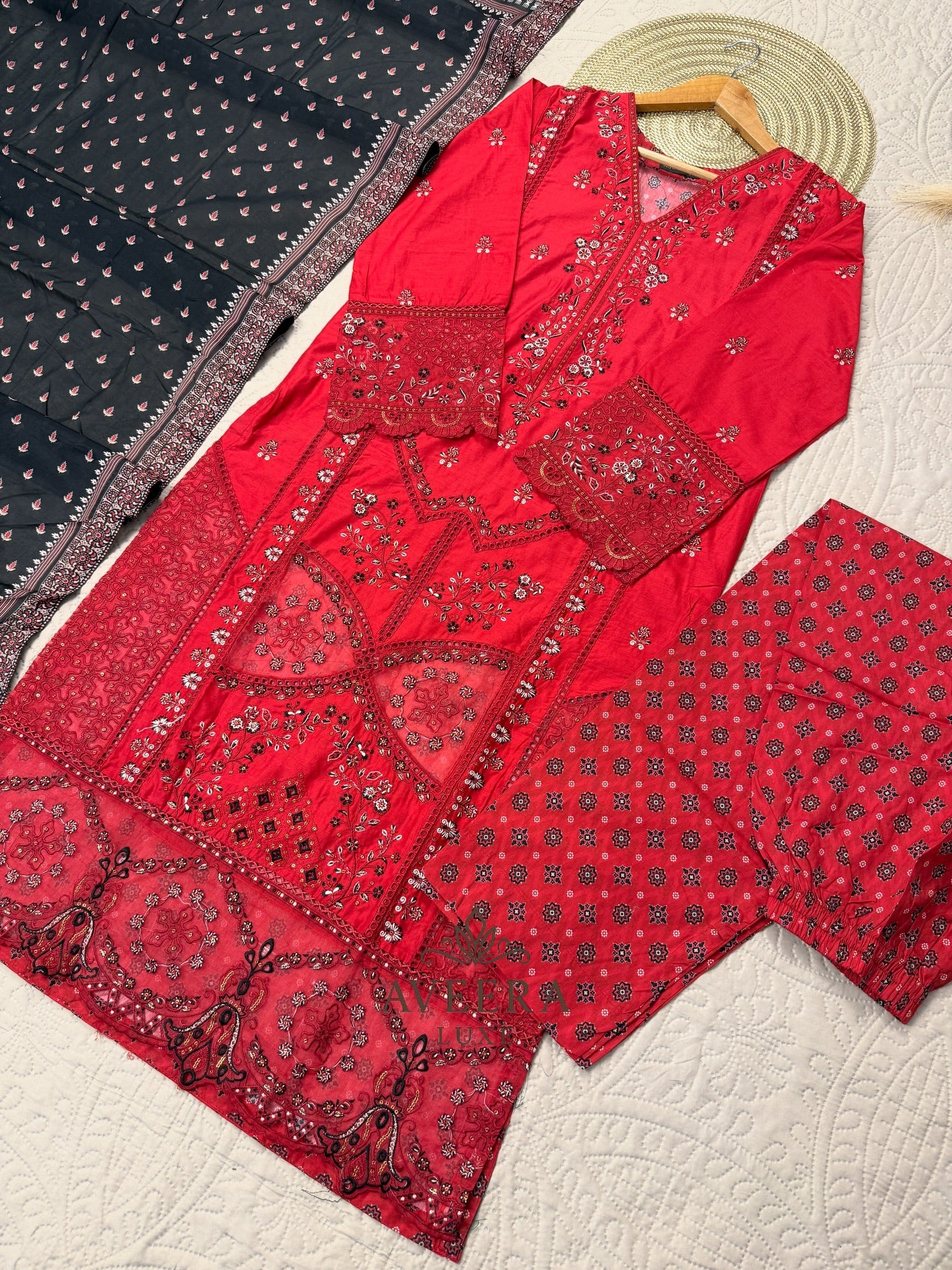 Bin Saeed Luxury Exclusive Cotton Embroidered 3-Piece Stitched Suit 2025 (S/M/L)