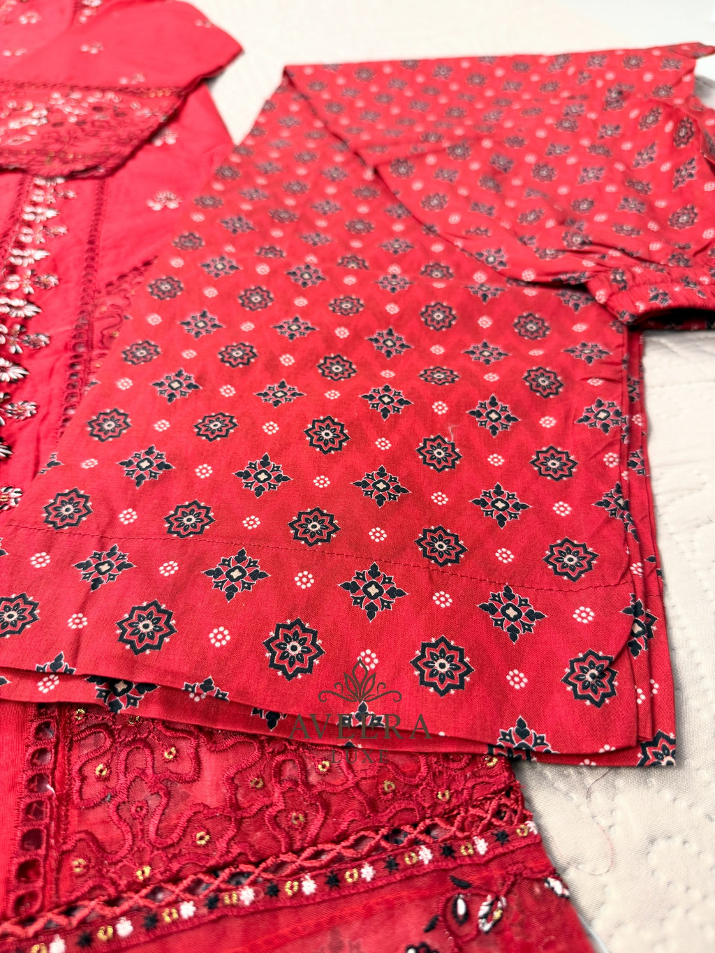 Bin Saeed Luxury Exclusive Cotton Embroidered 3-Piece Stitched Suit 2025 (S/M/L)