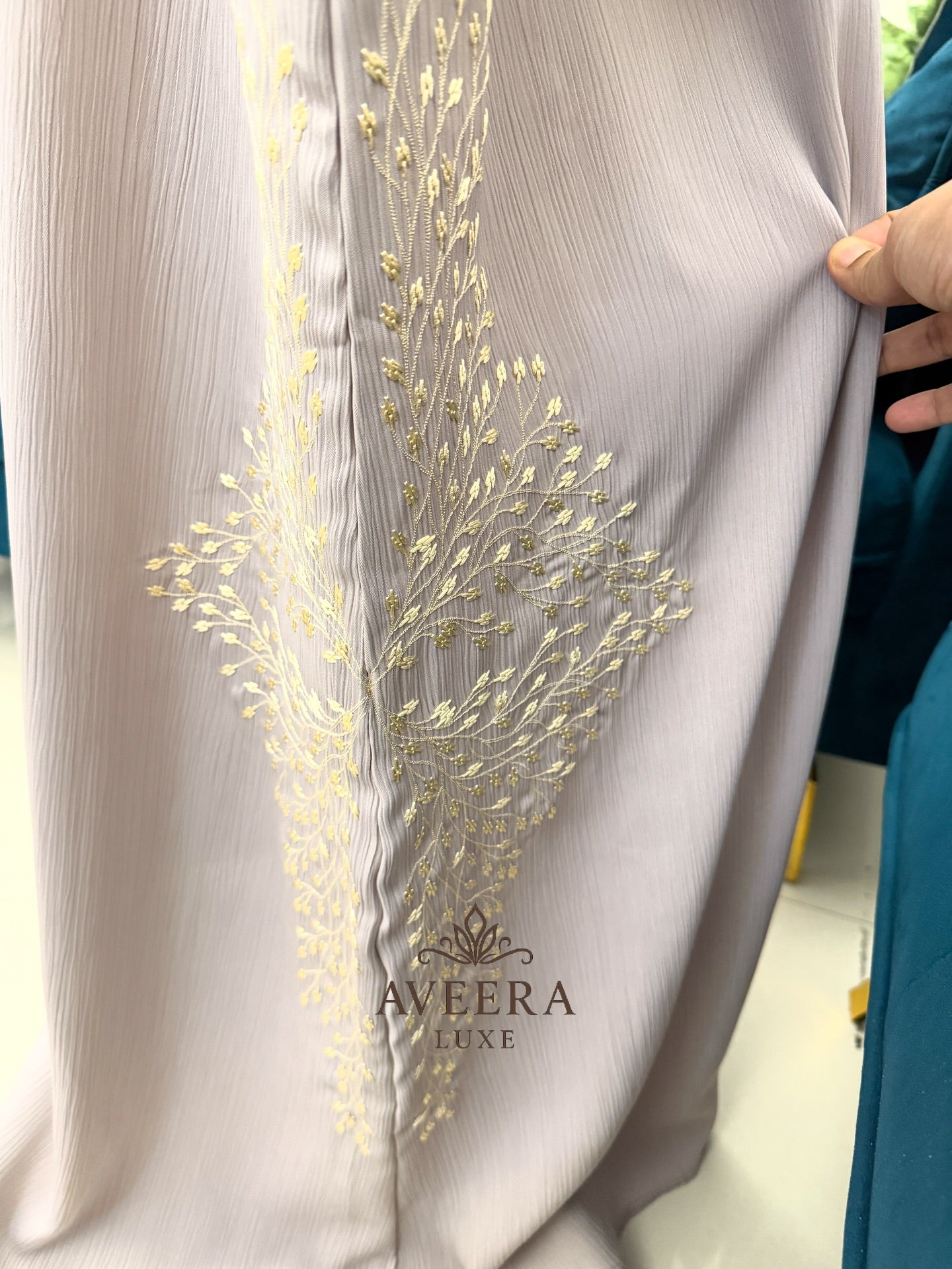 Dubai Latest Design Jimjim Abaya with Delicate Embroidery (Sizes 52/54)