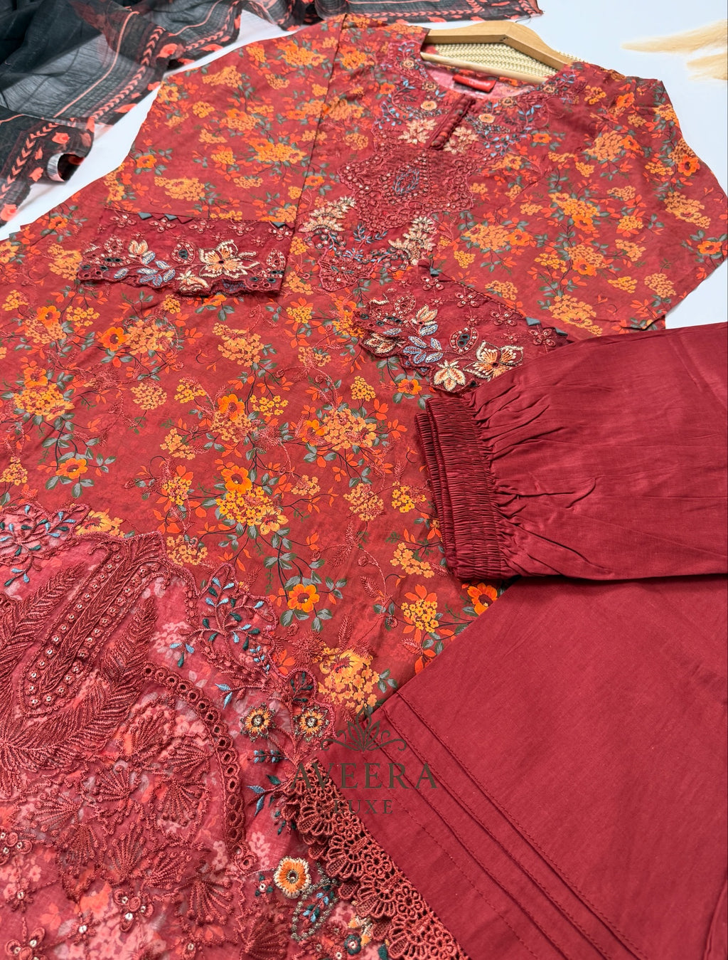 Pakistani Munira 3-Piece Cotton Shalwar Suit with Floral Print & Embroidery (M/L)