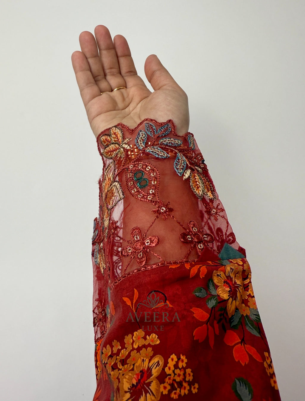 Pakistani Munira 3-Piece Cotton Shalwar Suit with Floral Print & Embroidery (M/L)