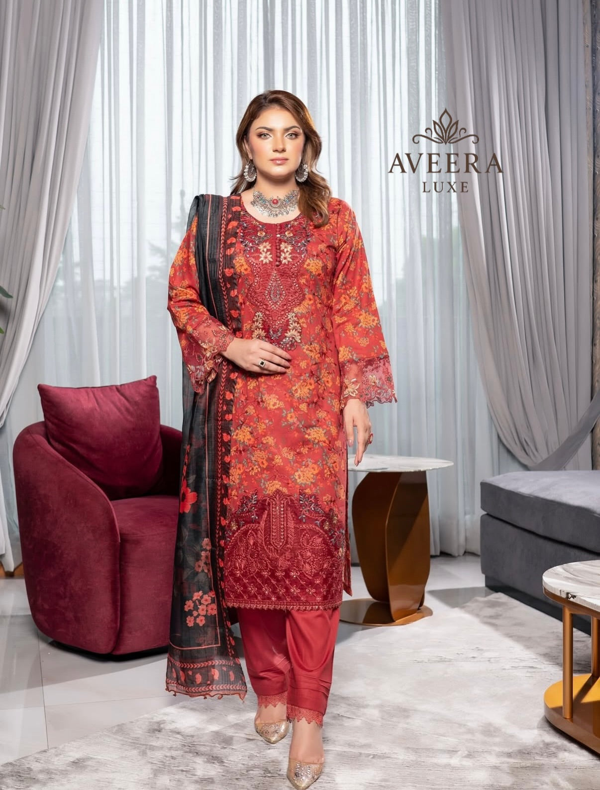 Pakistani Munira 3-Piece Cotton Shalwar Suit with Floral Print & Embroidery (M/L)