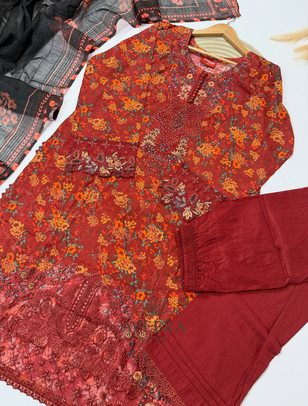 Pakistani Munira 3-Piece Cotton Shalwar Suit with Floral Print & Embroidery (M/L)