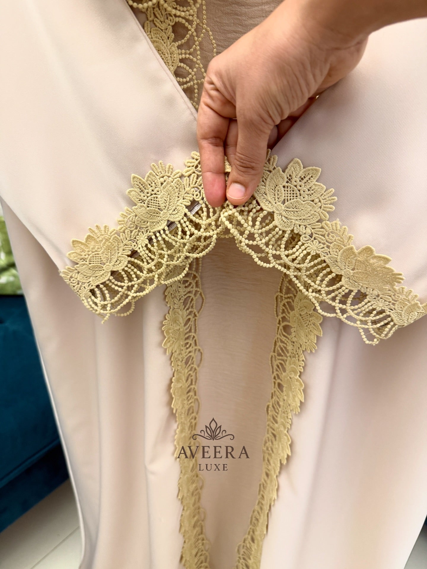 Dubai 2-Piece Abaya with Lace Detailing & Free Hijab | TikTok Fabric (Sizes 54/56)