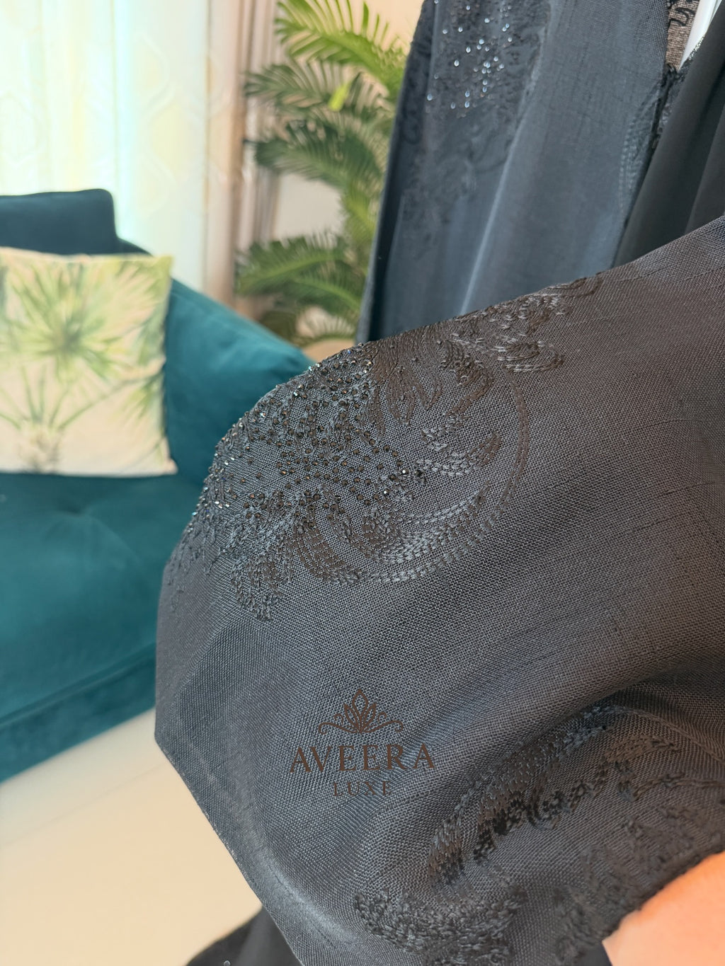 Dubai Black Linen Abaya with Shimmer & Free Hijab (Sizes 52/54)