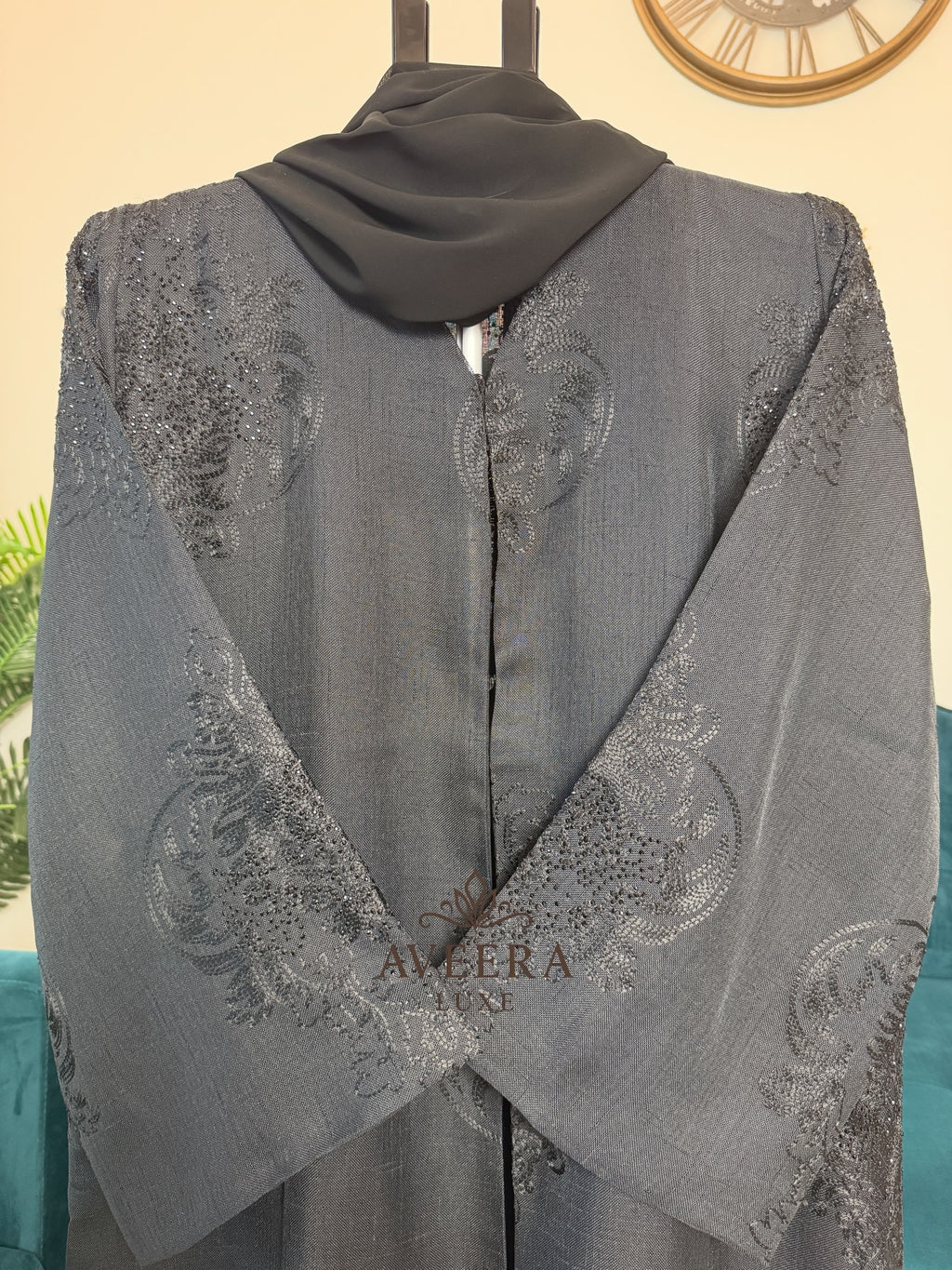 Dubai Black Linen Abaya with Shimmer & Free Hijab (Sizes 52/54)